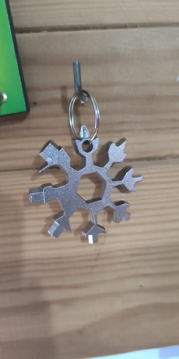 18 In 1 Snowflake Wrench Multi Tool Spanner Hex Multifunction Stainless Steel Survival Tools Screwdriver Bottle Opener Allen Key Keyring Pocket Portable EDC Keychain Compact Universal For Repairing Gadget Household Equipment Travel Hiking Cycling