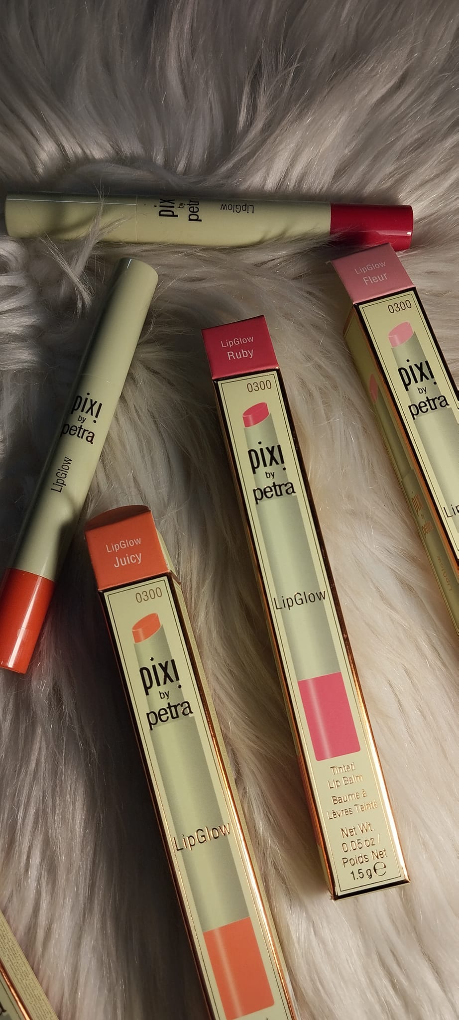 Pixi LipGlow Tinted Lip Balm 1.5g ( 100% ORIGINAL PIXI LIP GLOW )