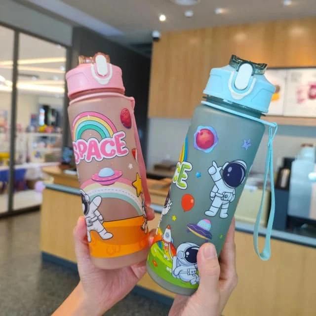 New Design Bpa Free 650 ml, Cute Creative Fancy Kid Cartoon Plastic Water Bottles With Straw for Children Kids School Home Camping