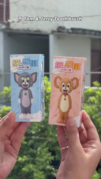 The cutest way to carry your brush,Tom And Jerry Expendable Toothbrush for kids